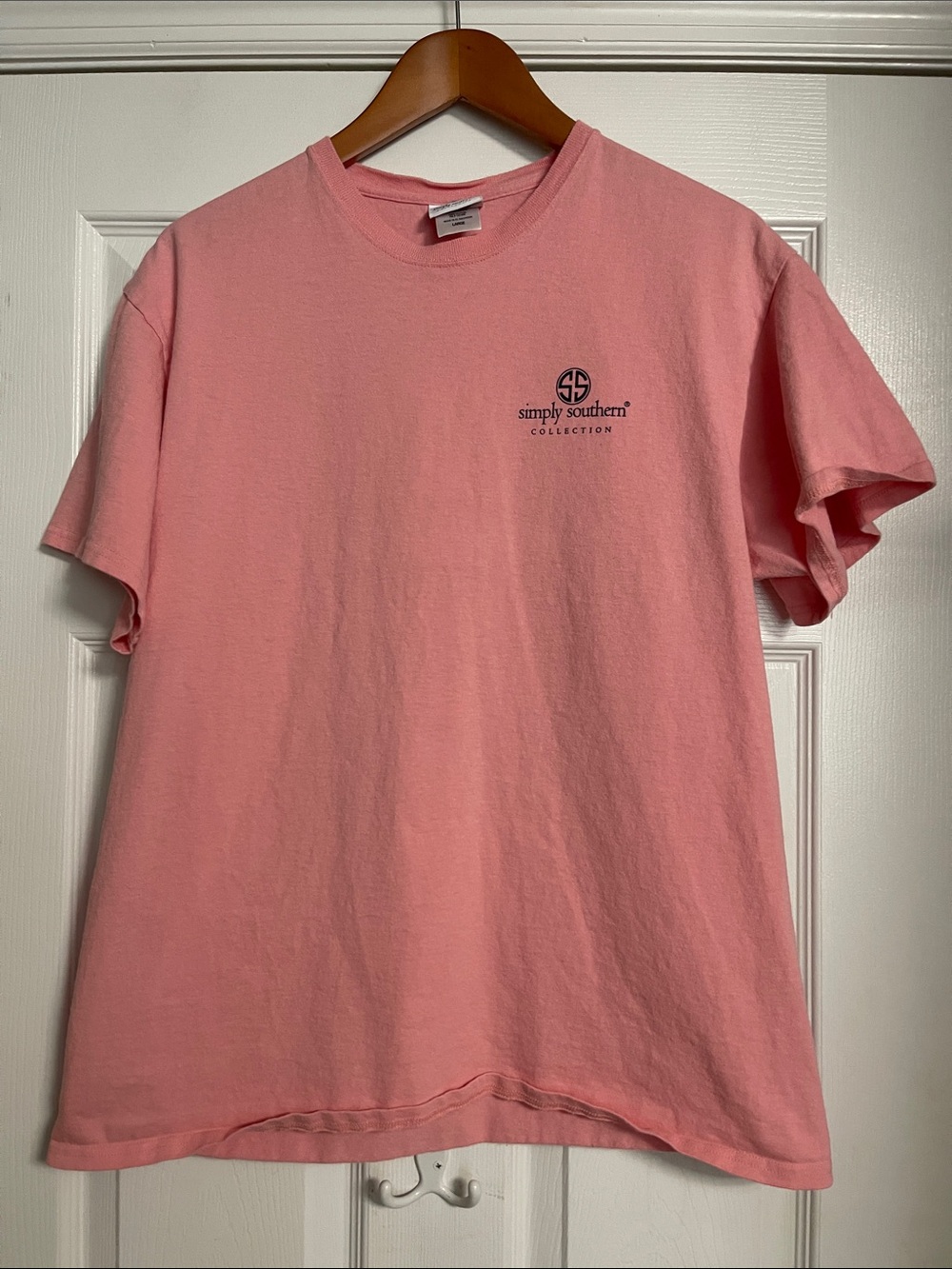 Simply Southern Pink Tee with Navy Striped Feather Graphic - Picture 3 of 3